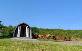 Waterpump Pod For 2 Adults With Ensuite In The Suffolk Countryside